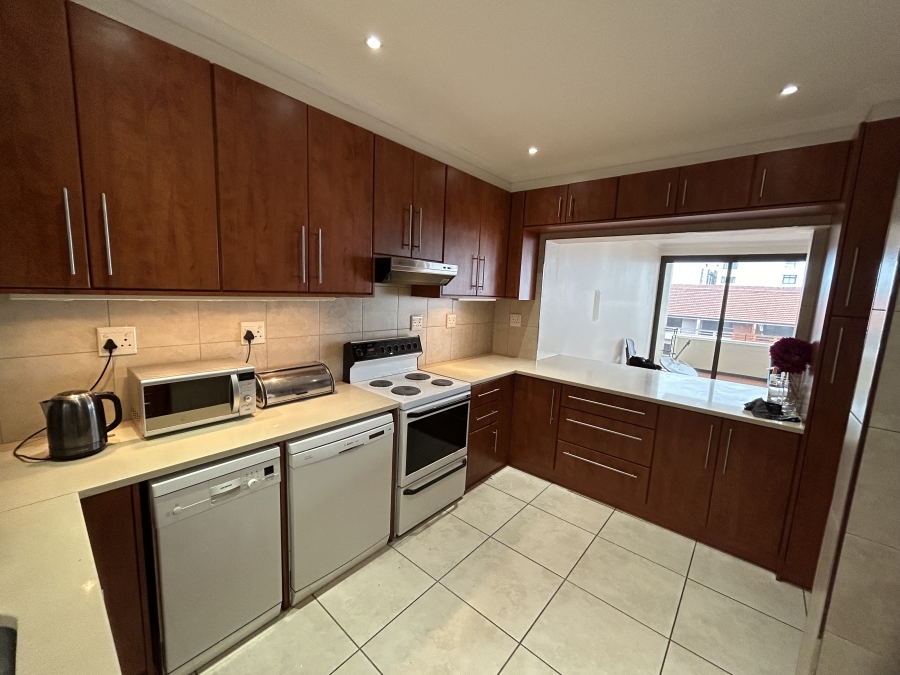 3 Bedroom Property for Sale in Sea Point Western Cape